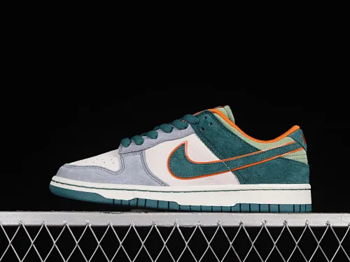 All Categories Nk SB Dunk Series Nk SB Dunk Low Low-top sneakers Otomo Katsuhiro x Nk SB Dunk Low "Steamboy OST" Creative customization collaboration Otomo Katsuhiro co-branded SB low-top sports and leisure sneakers LF0039-022